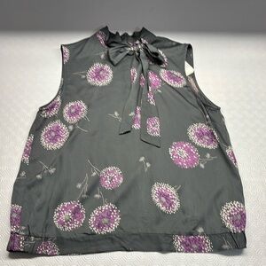 Jackpot Collection Sleeveless Top with Neck Tie Grey Floral Size 38 NWT